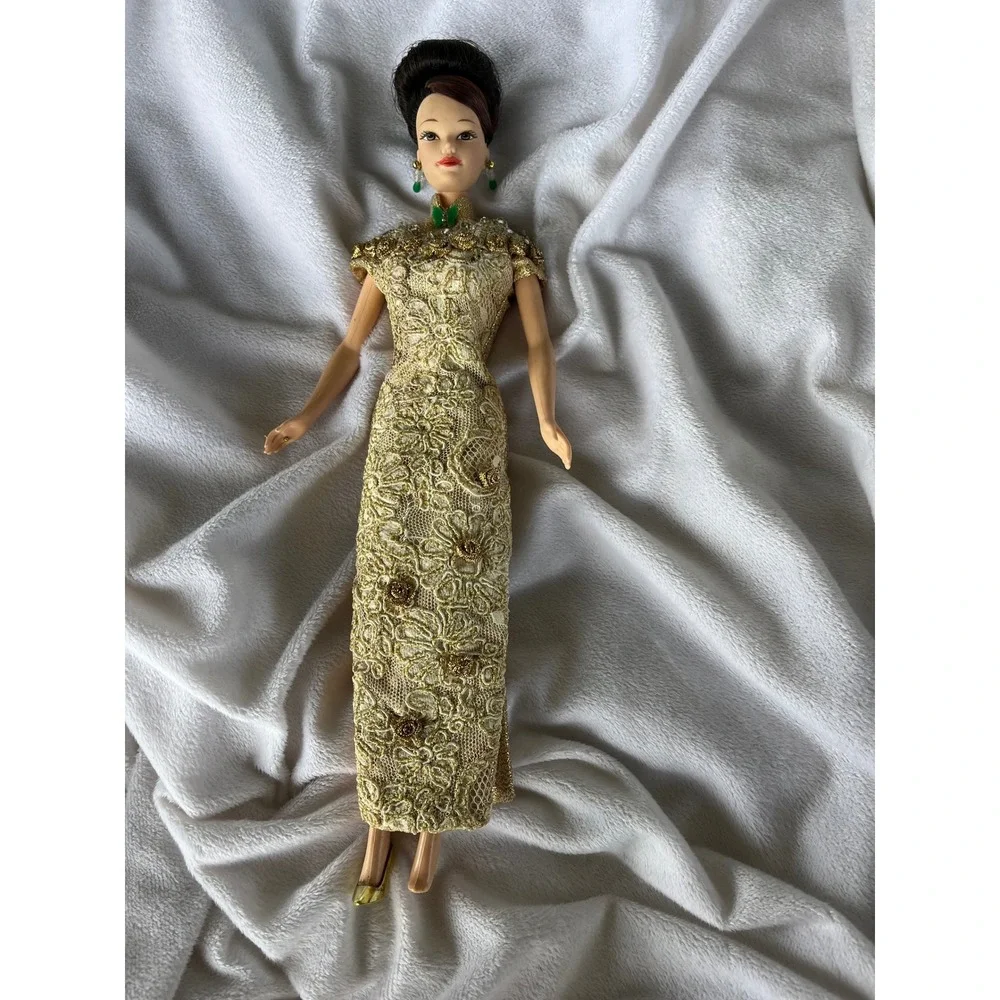 Vintage Golden Qi-Pao Barbie Doll Limited Edition 20866 Mattel 1998 NEW